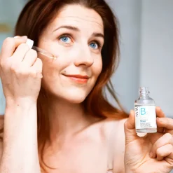 [B3] Ampoule Hydra Concentré réparateur SVR
