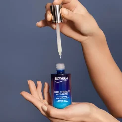 Blue Therapy Accelerated Sérum réparateur anti-âge Biotherm - flacon-pompe de 50ml