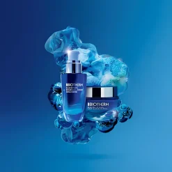 Blue Therapy Blue Retinol Night Sérum anti-âge Biotherm - flacon-pompe de 30 ml