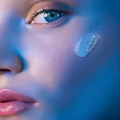 Blue Therapy Blue Retinol Night Sérum anti-âge Biotherm - flacon-pompe de 30 ml