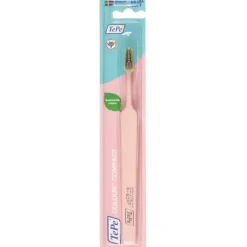 Brosse à dents Colour Compact ultra souple TePe - une brosse à dents