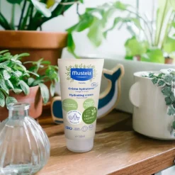 Crème hydratante sans parfum bio Mustela - tube de 150 ml