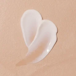 Crème prévention vergetures 3 en 1 Mustela - tube de 150 ml