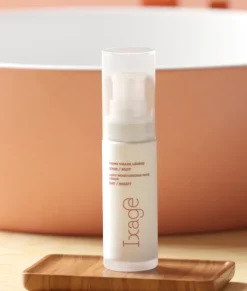 Crème visage légère Ixage - flacon-pompe de 30ml