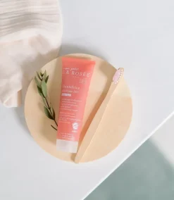 Dentifrice bébé à la fraise bio La Rosée - tube de 50ml
