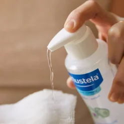 Eau nettoyante sans rinçage Mustela