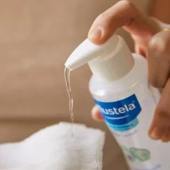 Eau nettoyante sans rinçage Mustela