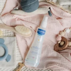 Eau rafraîchissante et coiffante Mustela - spray de 200 ml