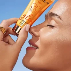 Glow fluide solaire bonne mine SPF30 Nuxe Sun - tube de 40ml
