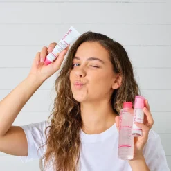 Hydra+ Crème teintée éclat Médium SPF 50 Topicrem - tube de 40 ml