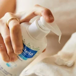 Lait de toilette sans rinçage peau normale bébé et enfant Mustela