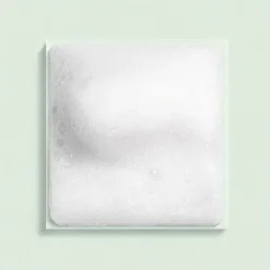 La mousse nettoyante Lierac