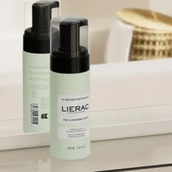La mousse nettoyante Lierac