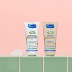Soin démêlant et nourrissant Mustela - tube de 200ml