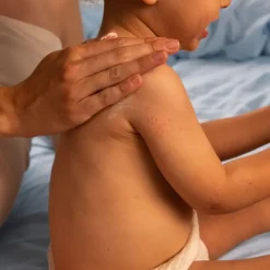 Stelatopia+ Crème relipidante anti-grattage bio Mustela