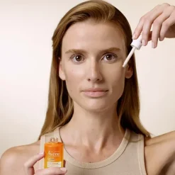 Ultra sérum SPF50+ active l'éclat Avène - flacon-pipette de 30ml