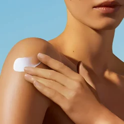 Waterlover Lait solaire protection et hydratation SPF30 Biotherm